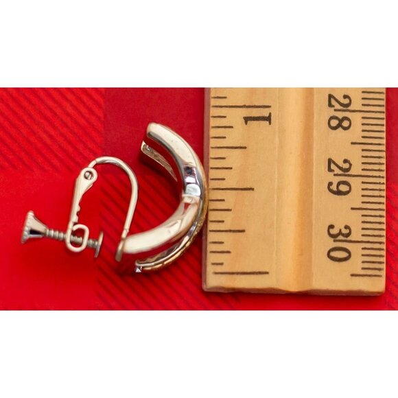 Vintage Minimalist Two Tone Geometric Screwback Earrings- O10 - Picture 3 of 3